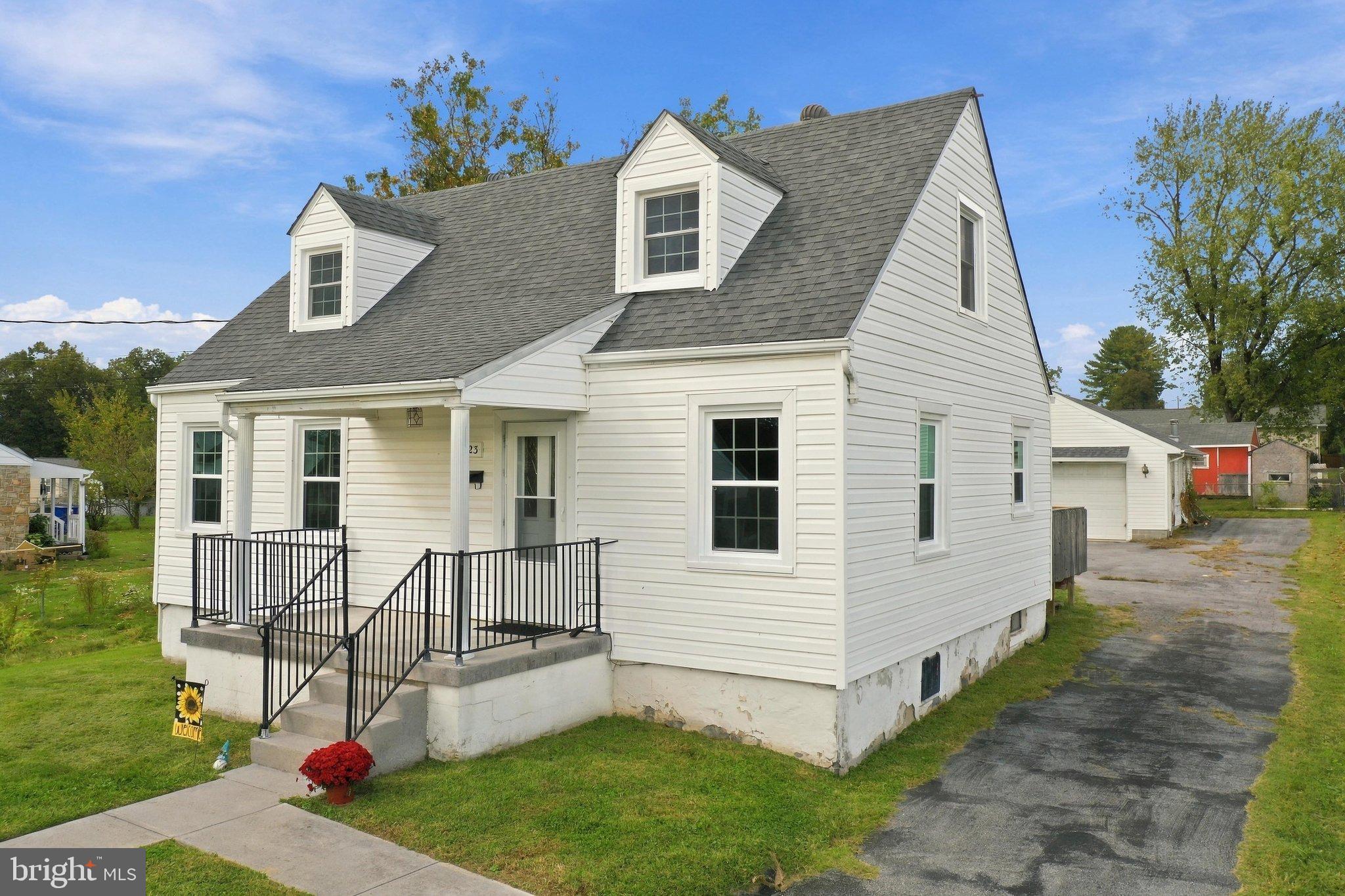 823 W 13TH STREET