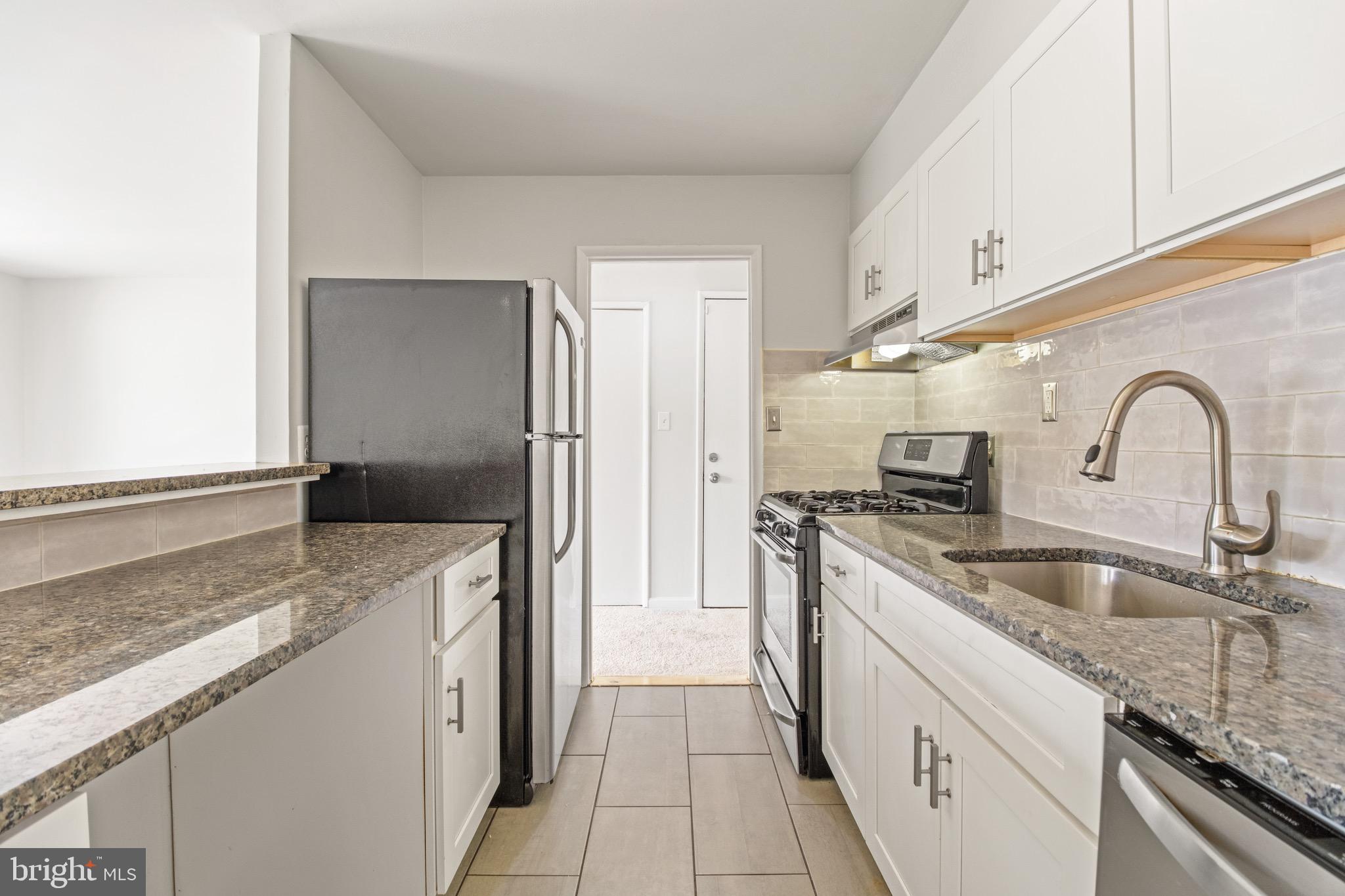 526 WILSON BRIDGE DRIVE 6727 C-1