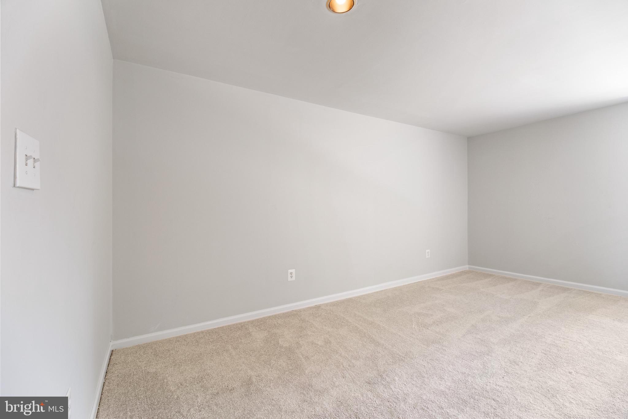526 WILSON BRIDGE DRIVE 6727 C-1