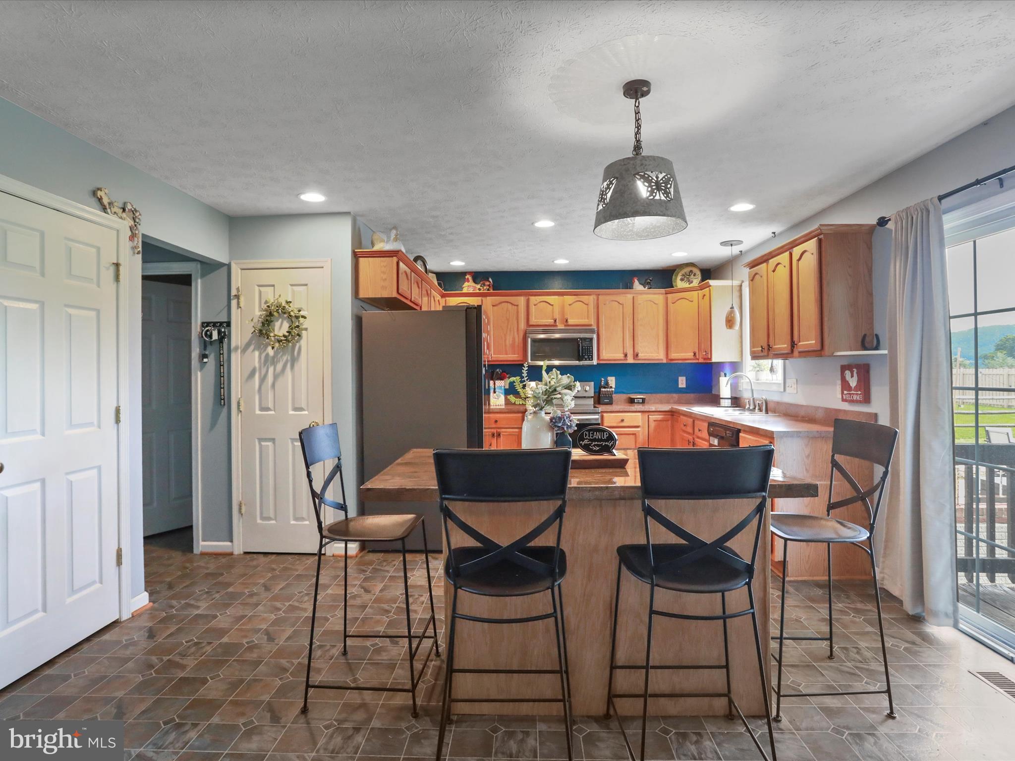 1143 HAPPY RIDGE DRIVE