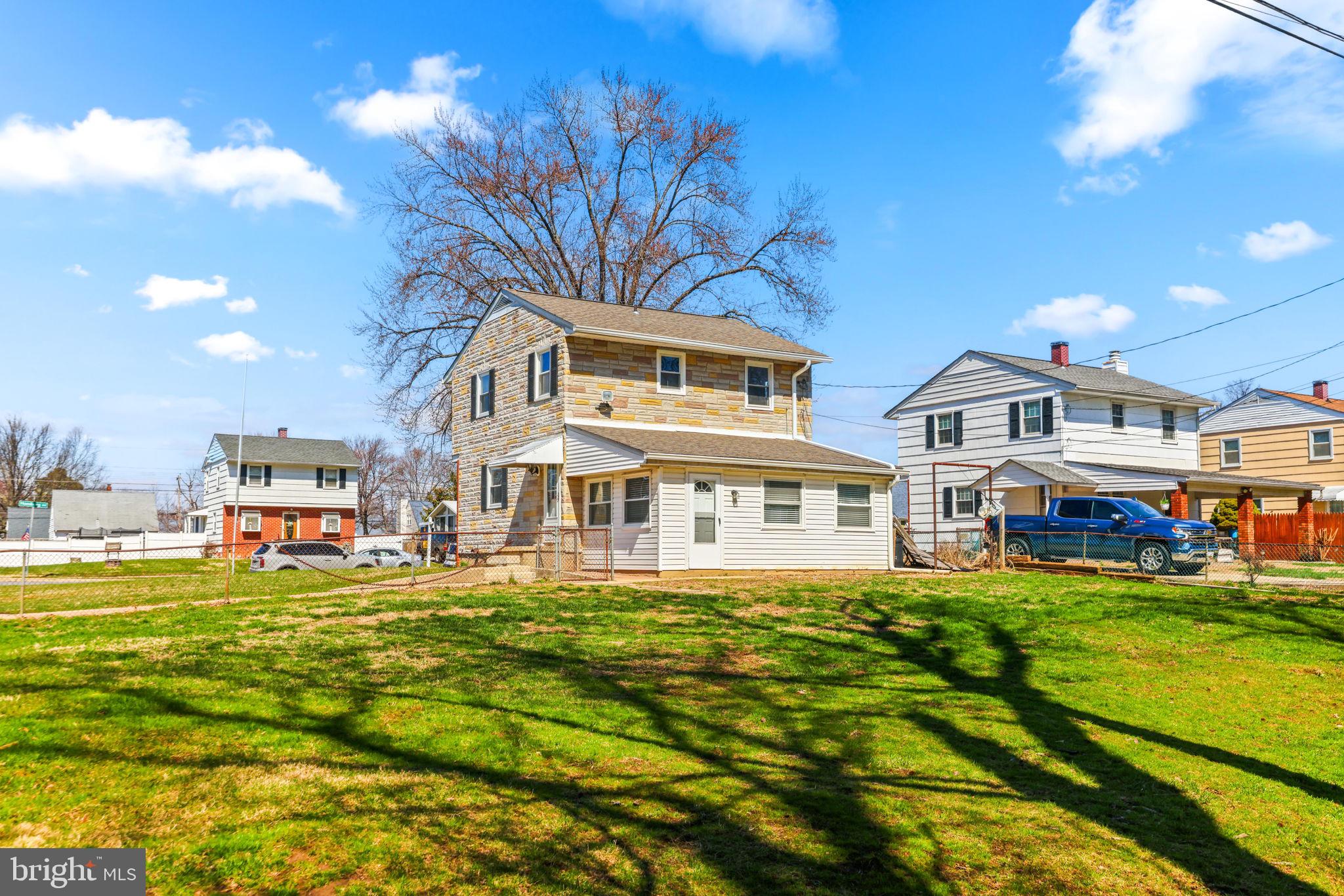 MARLYSHIRE - Residential