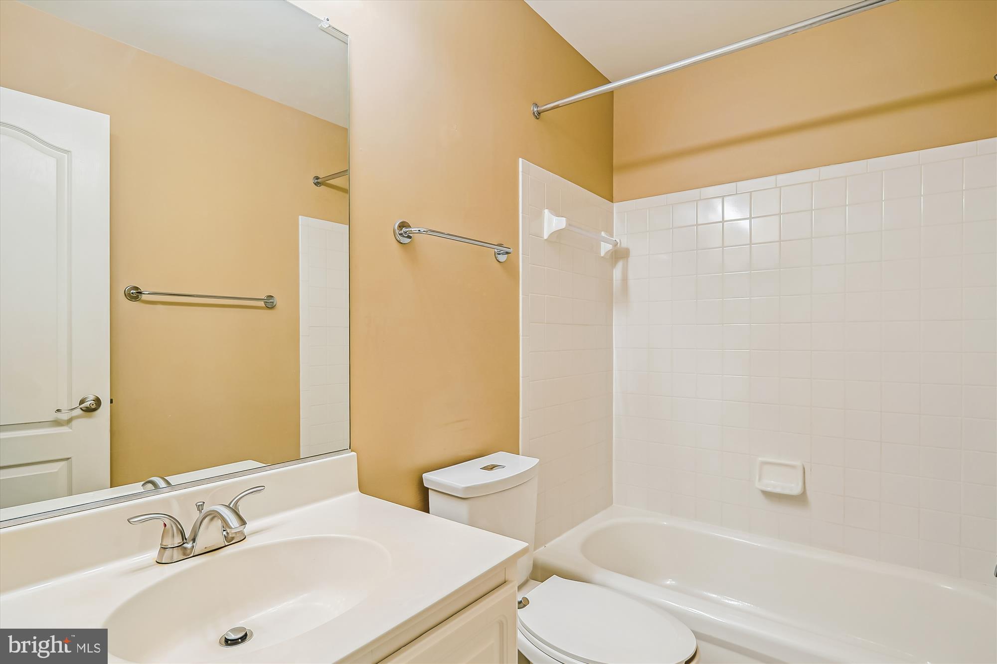 ASHBURN FARM - Residential