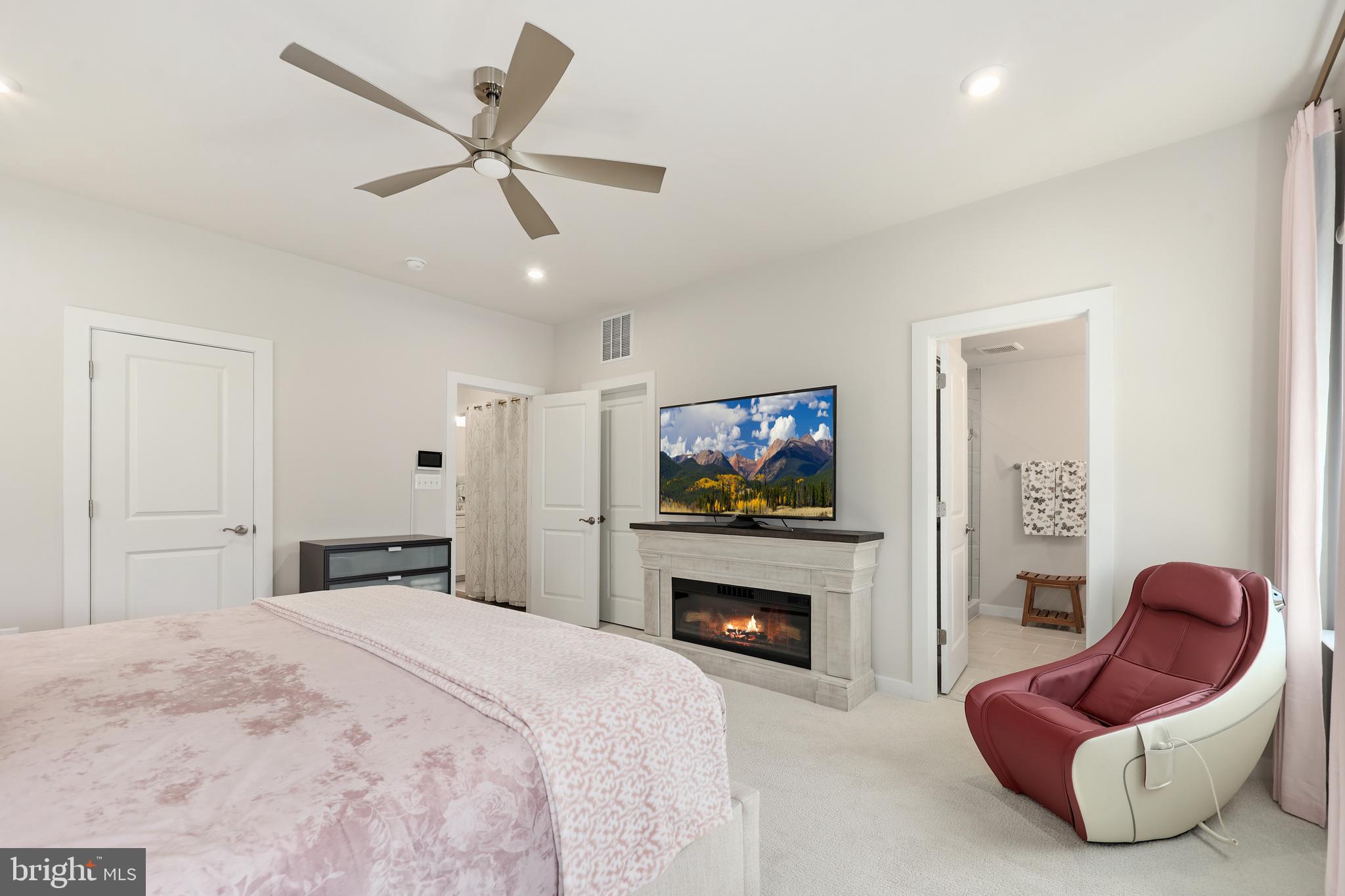 TUSCARORA VILLAGE - Residential