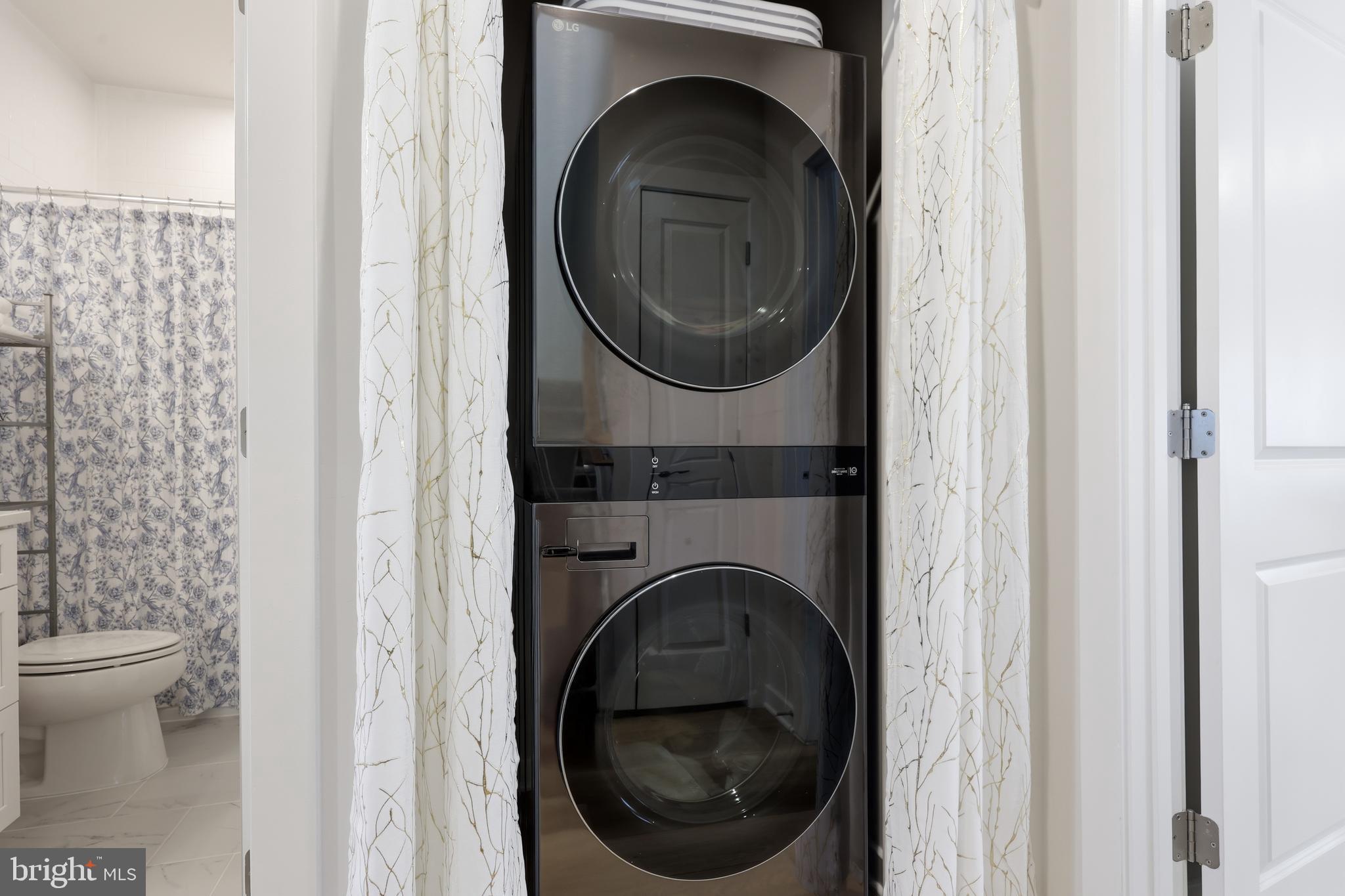 TUSCARORA VILLAGE - Residential