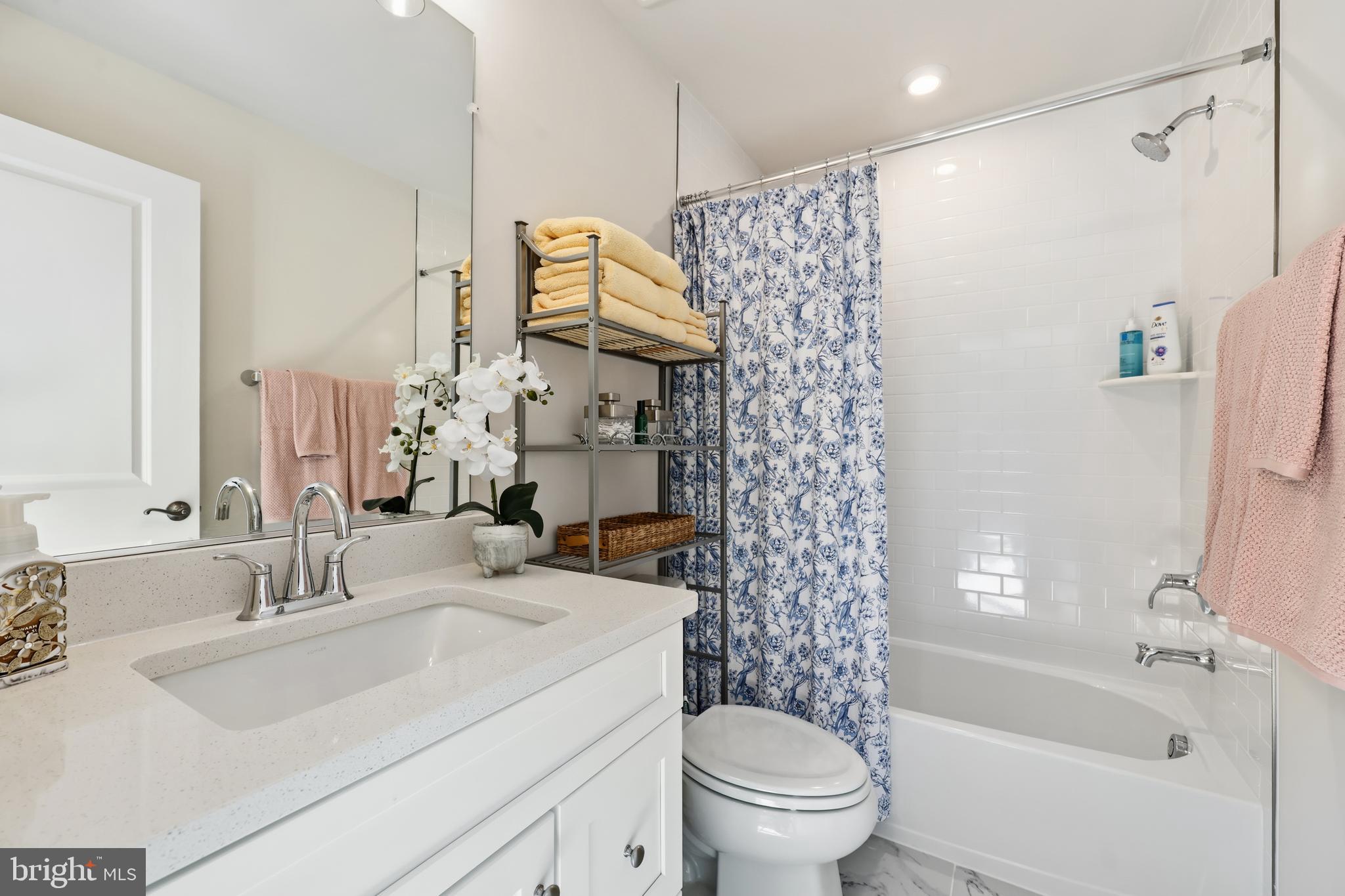 TUSCARORA VILLAGE - Residential