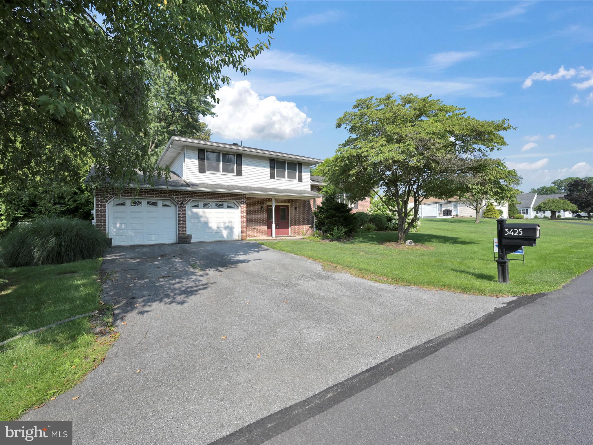 3425 TEMPLE COURT
