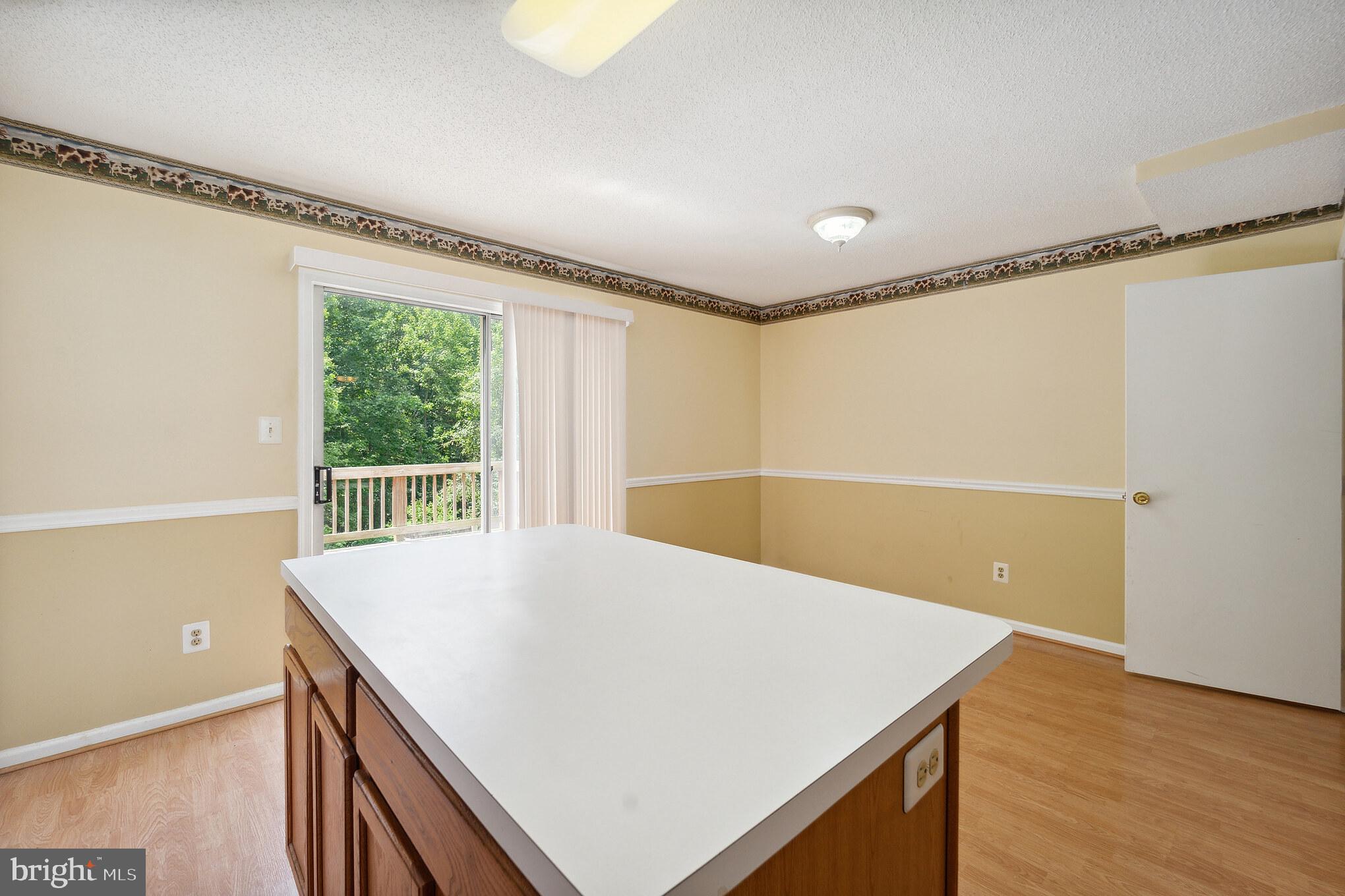 RIVERSIDE - Residential