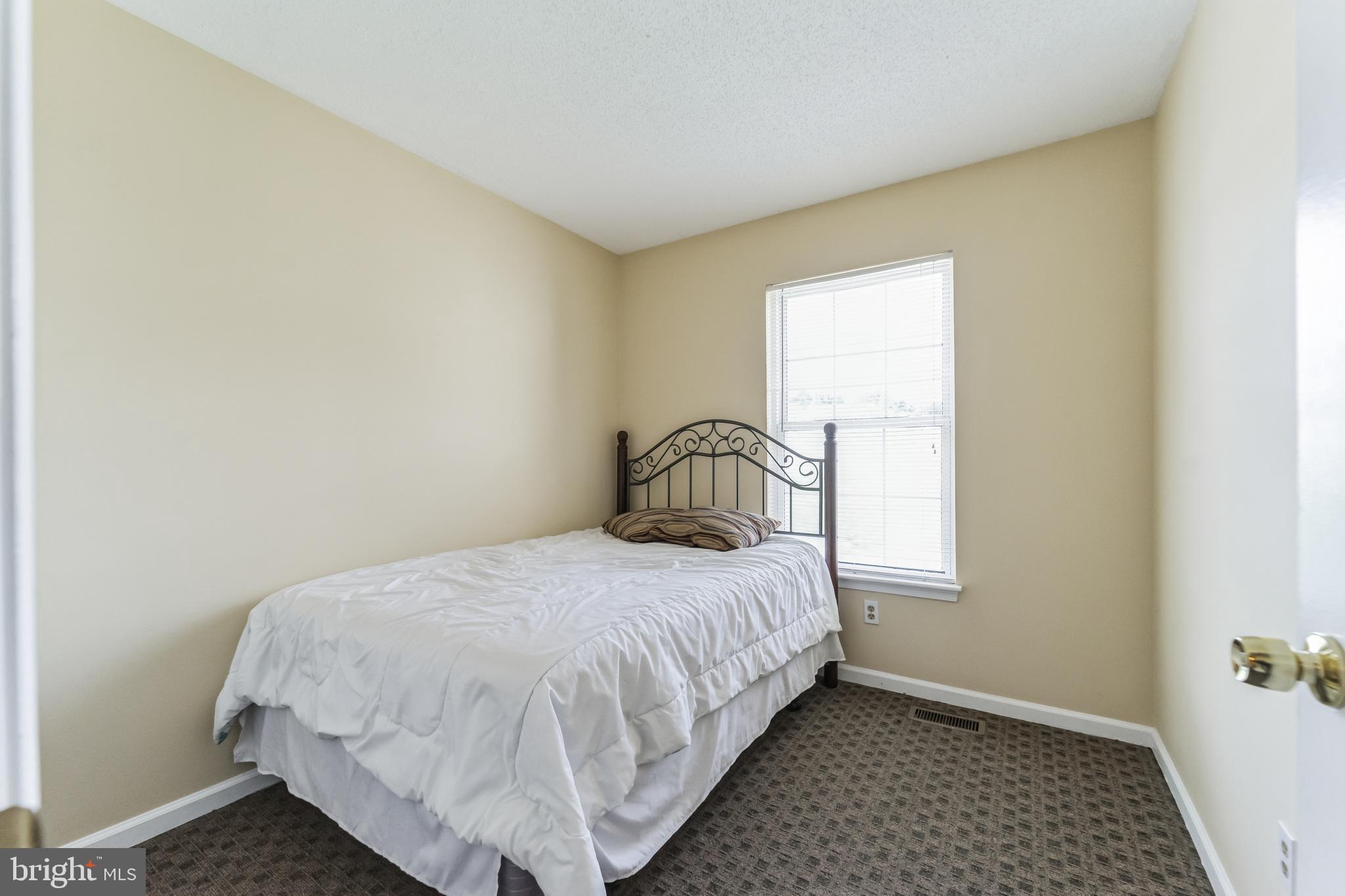 RIVERSIDE - Residential