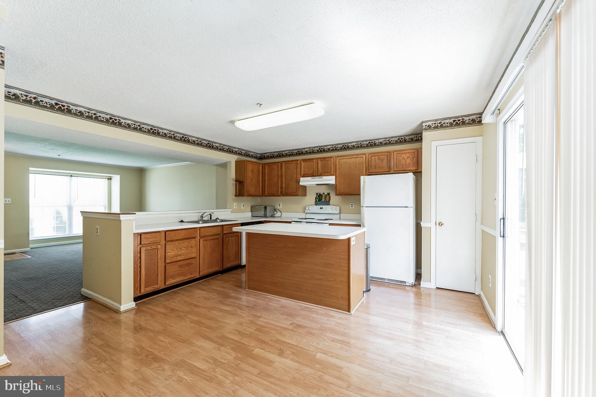 RIVERSIDE - Residential