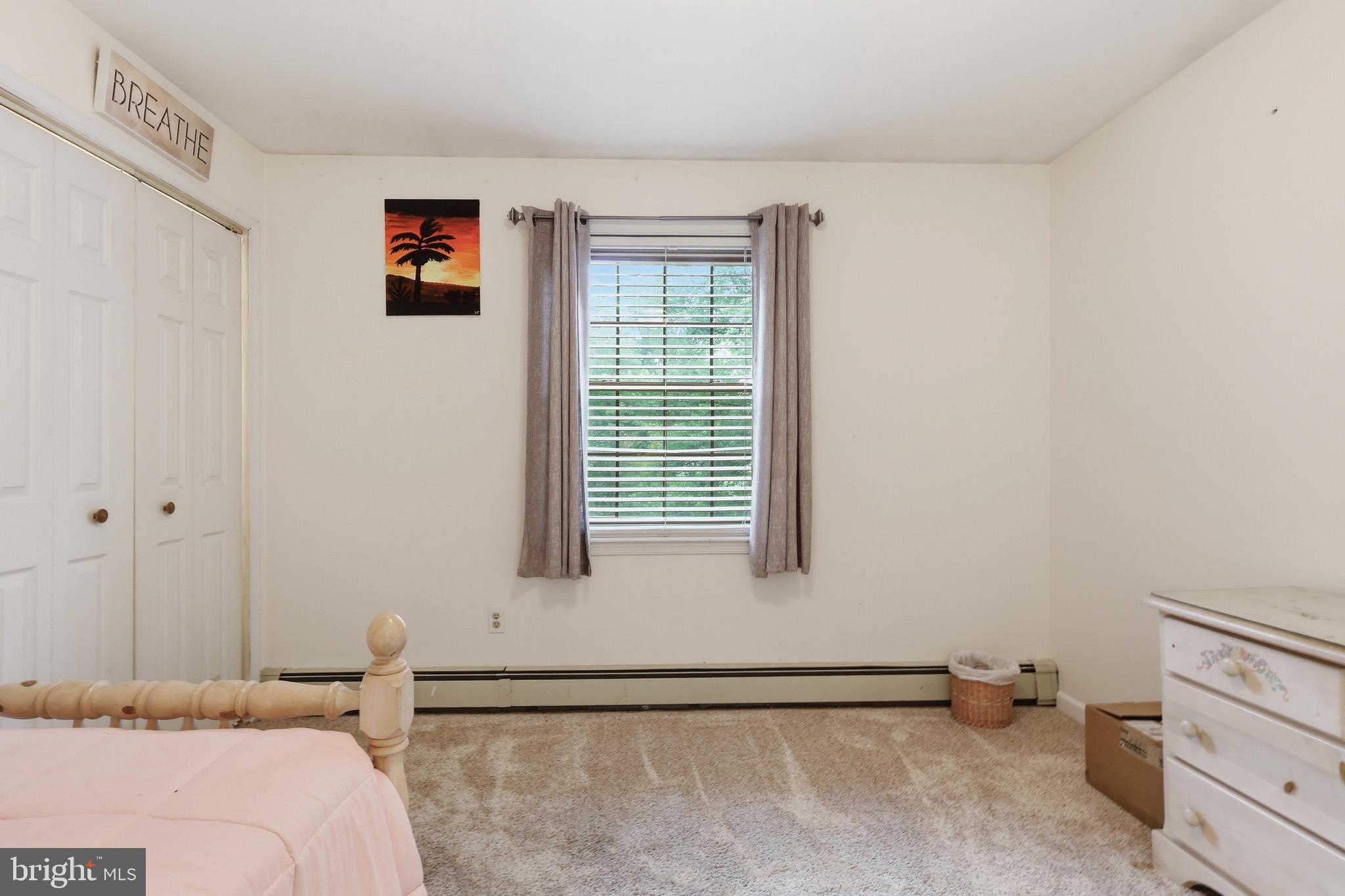 FEASTERVILLE - Residential