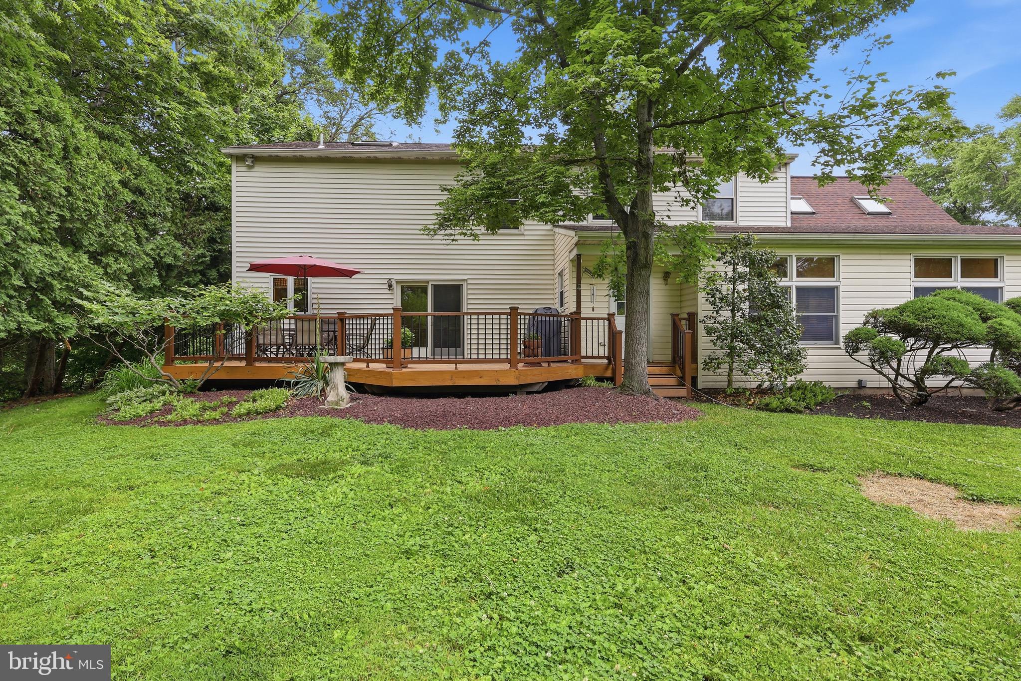FEASTERVILLE - Residential