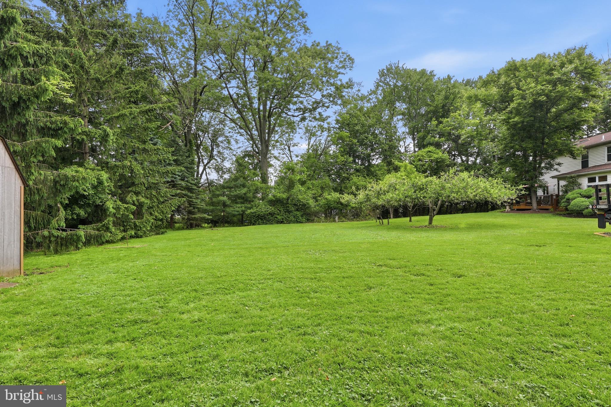 FEASTERVILLE - Residential