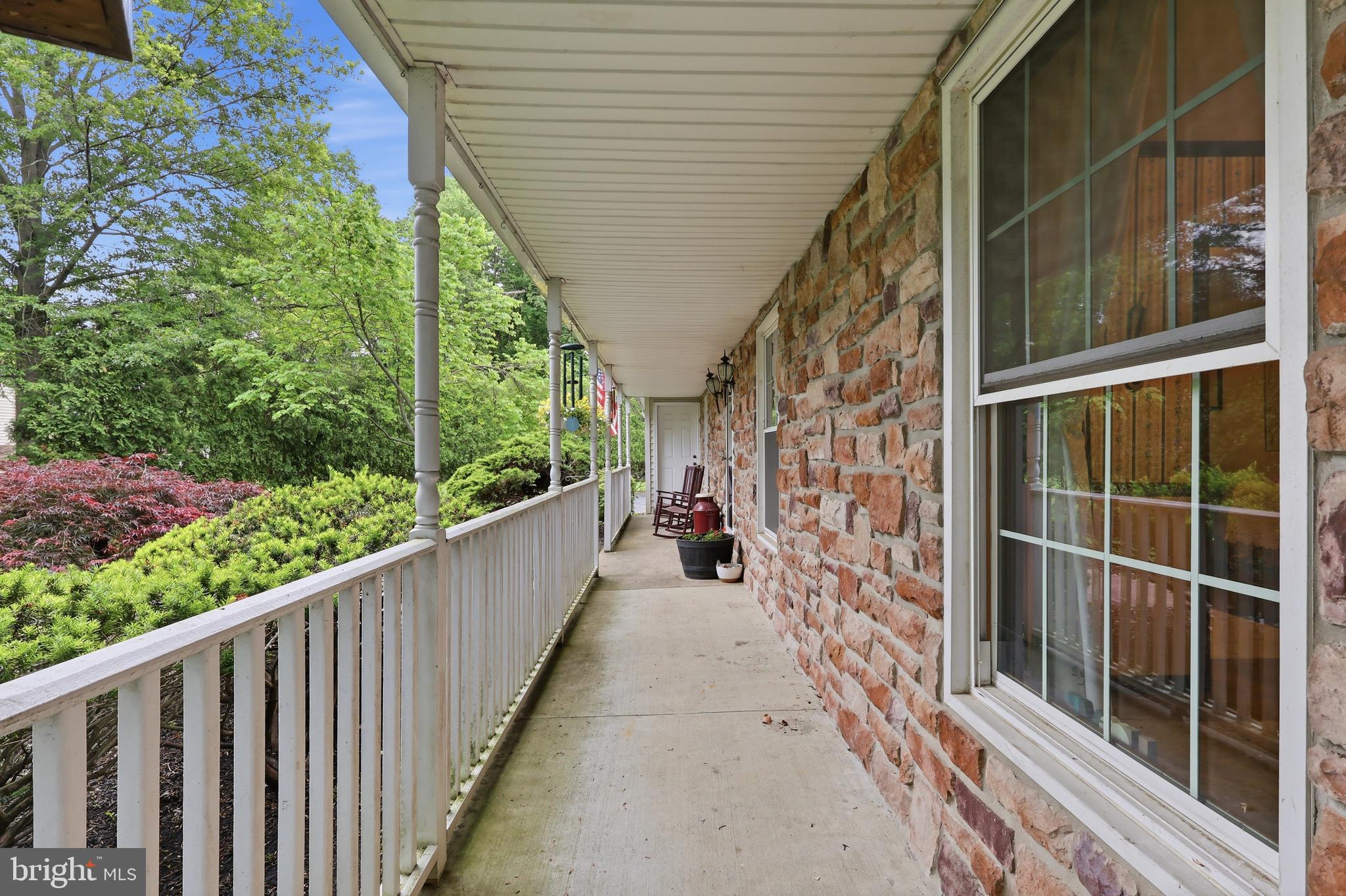 FEASTERVILLE - Residential