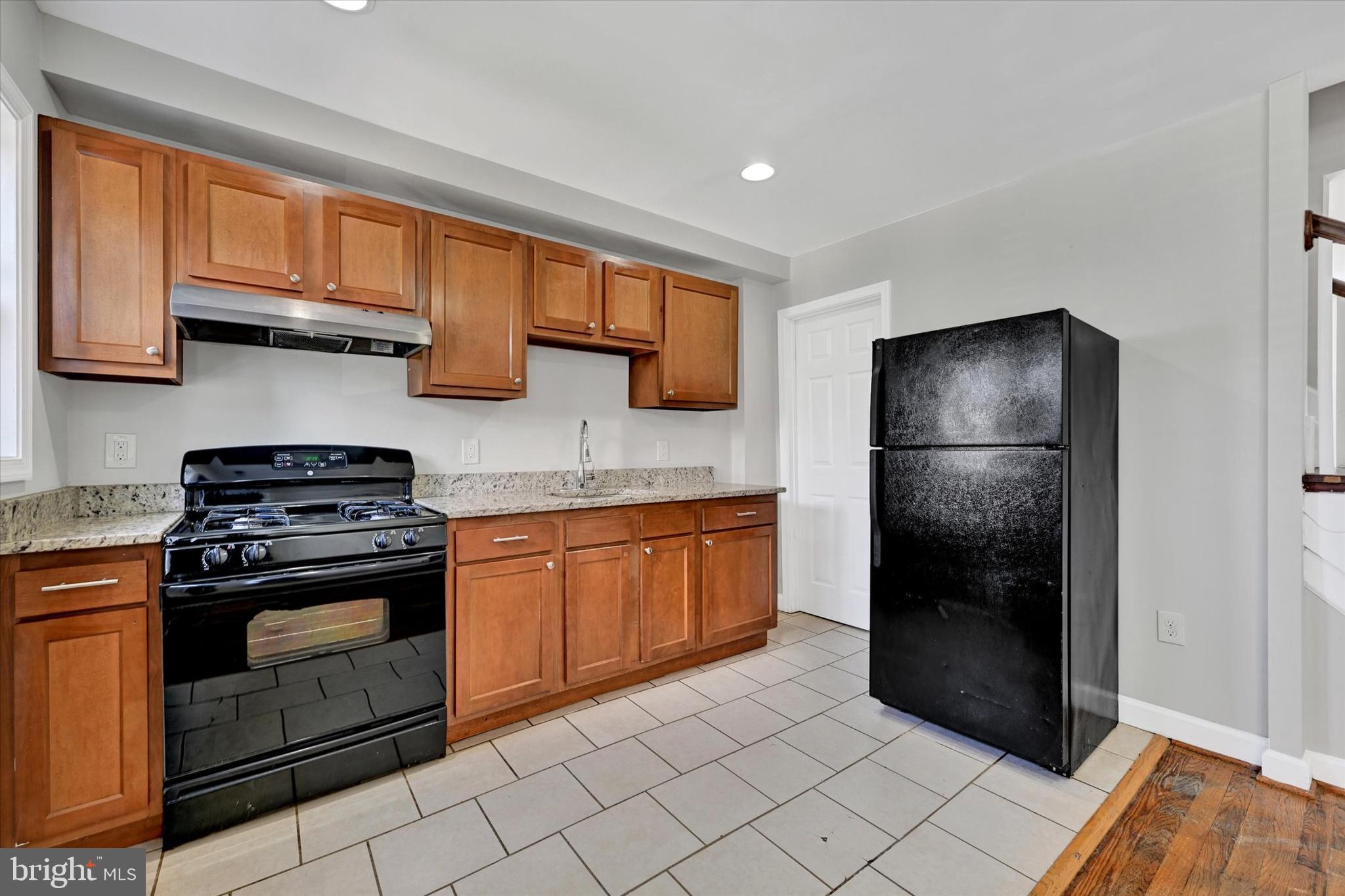 MIDDLESEX - Residential