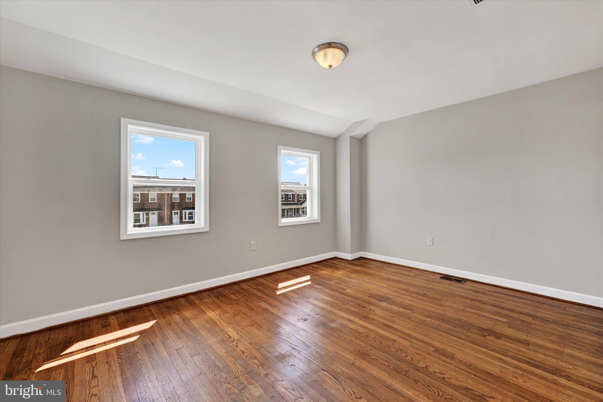 MIDDLESEX - Residential