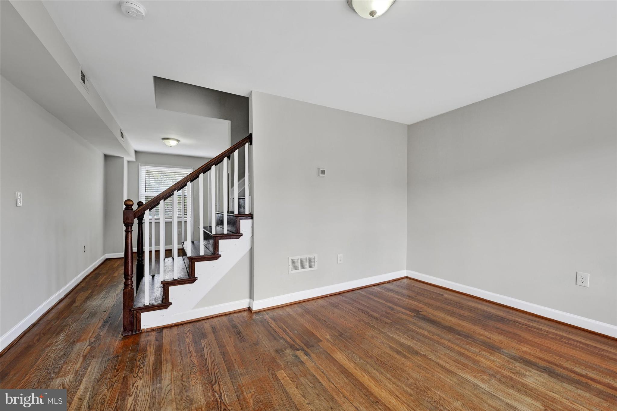 MIDDLESEX - Residential