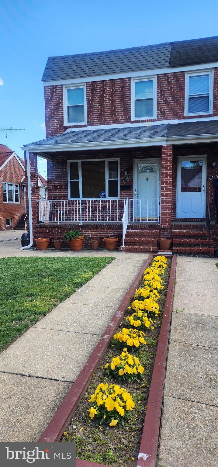 EAST SIDE - Residential