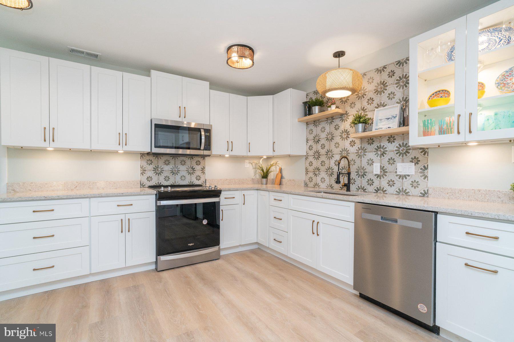 VILLAGE OF HARPERS CHOICE - Residential