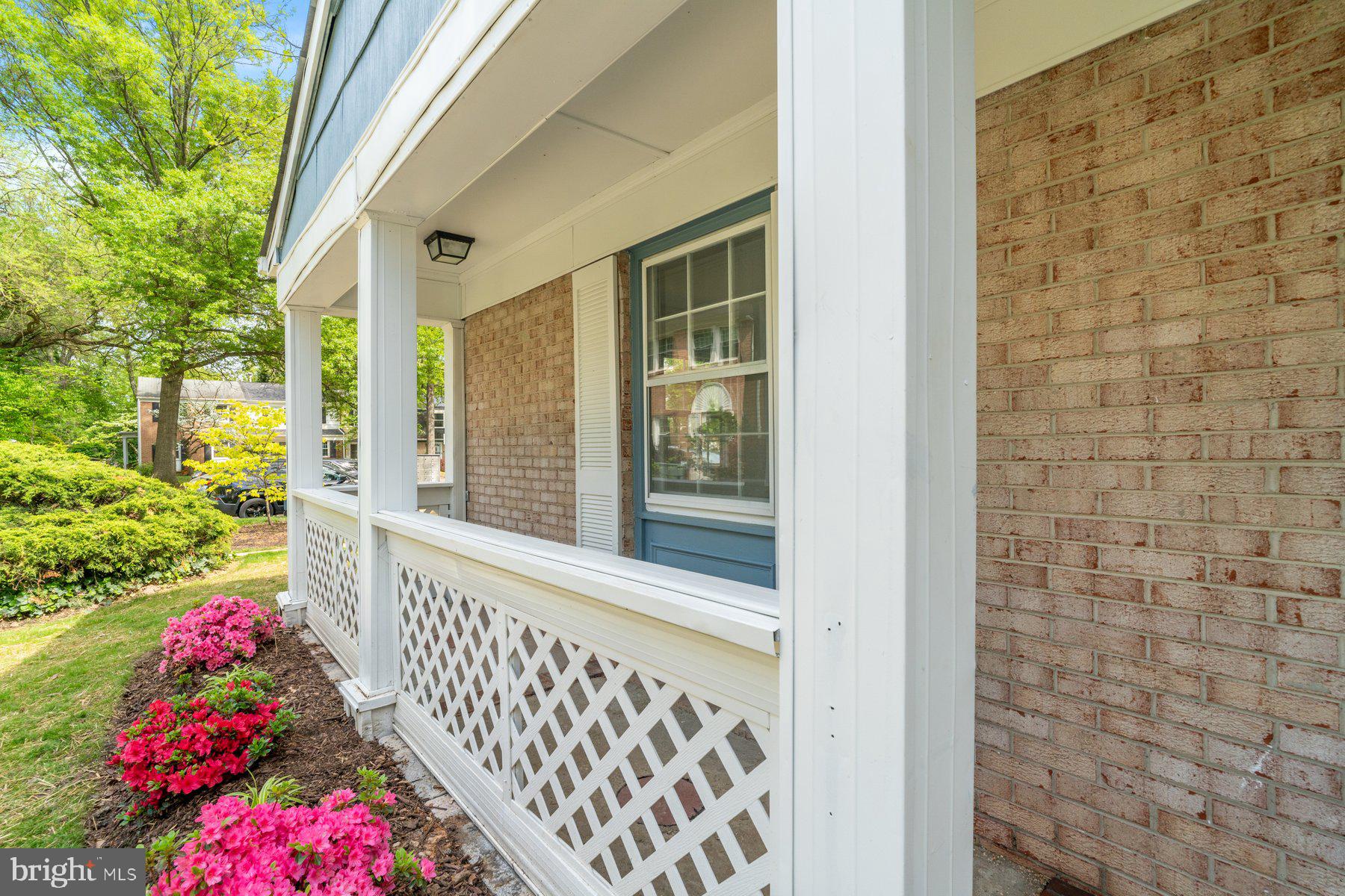 VILLAGE OF HARPERS CHOICE - Residential