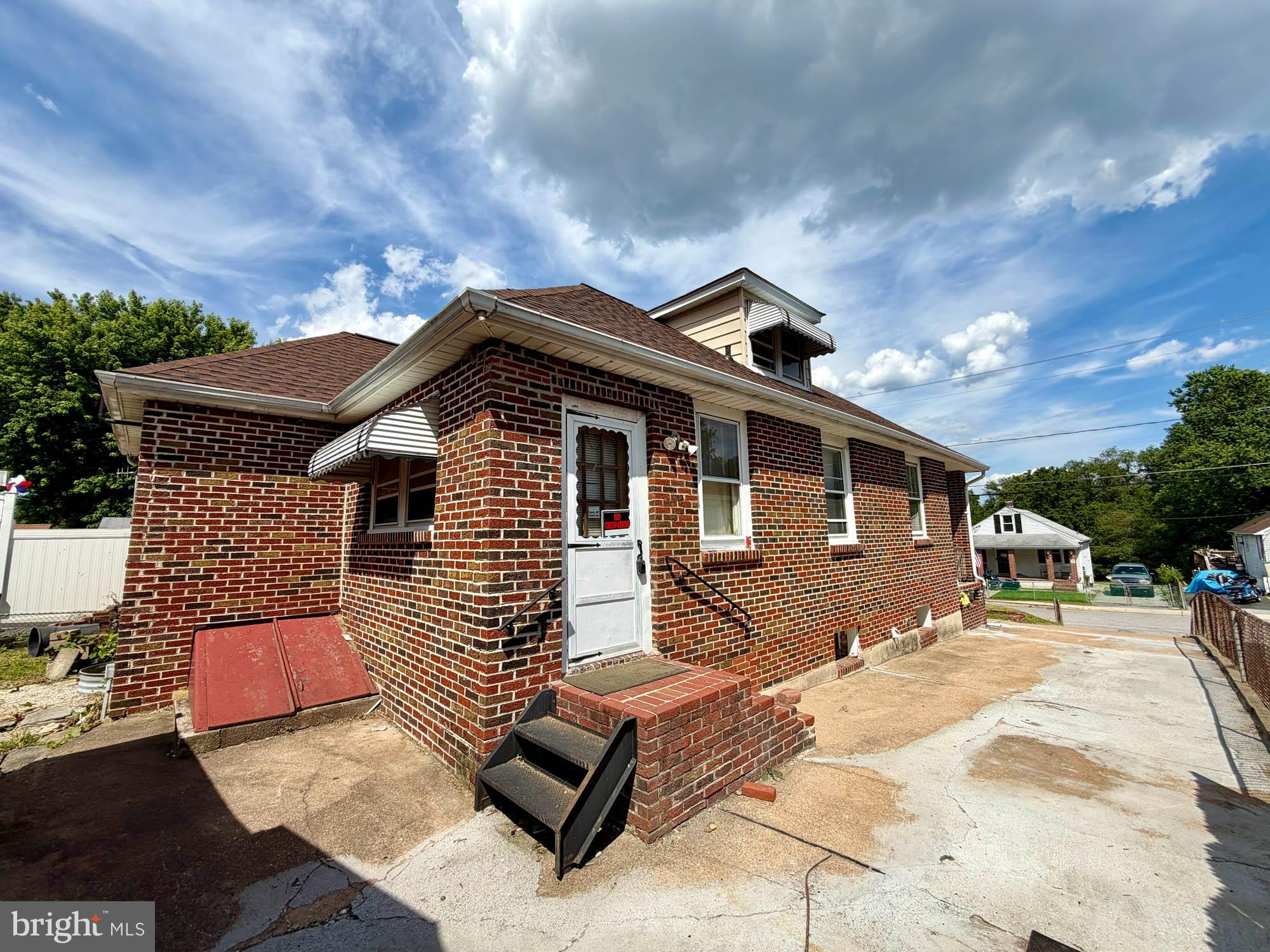 ESSEX - Residential