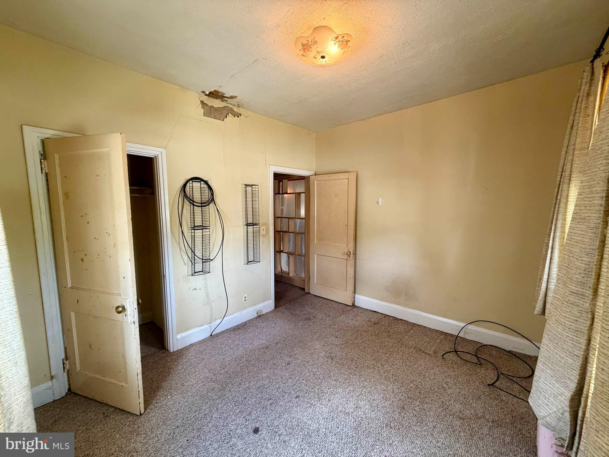 ESSEX - Residential