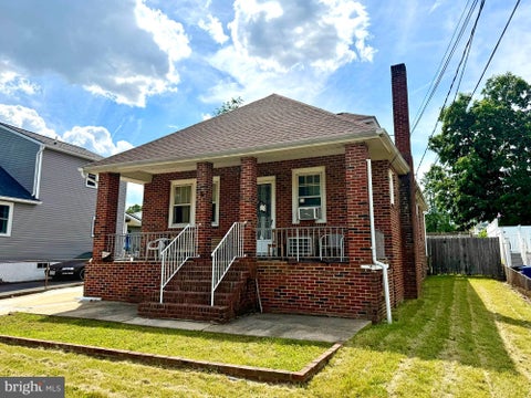 Homes For Sale - 620 N Stuart Street<br/> BALTIMORE, MD 21221