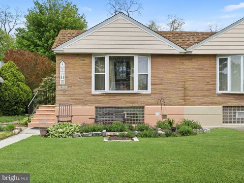 Townhouse For Sale - 1913 Benton Avenue<br/> PHILADELPHIA, PA 19152