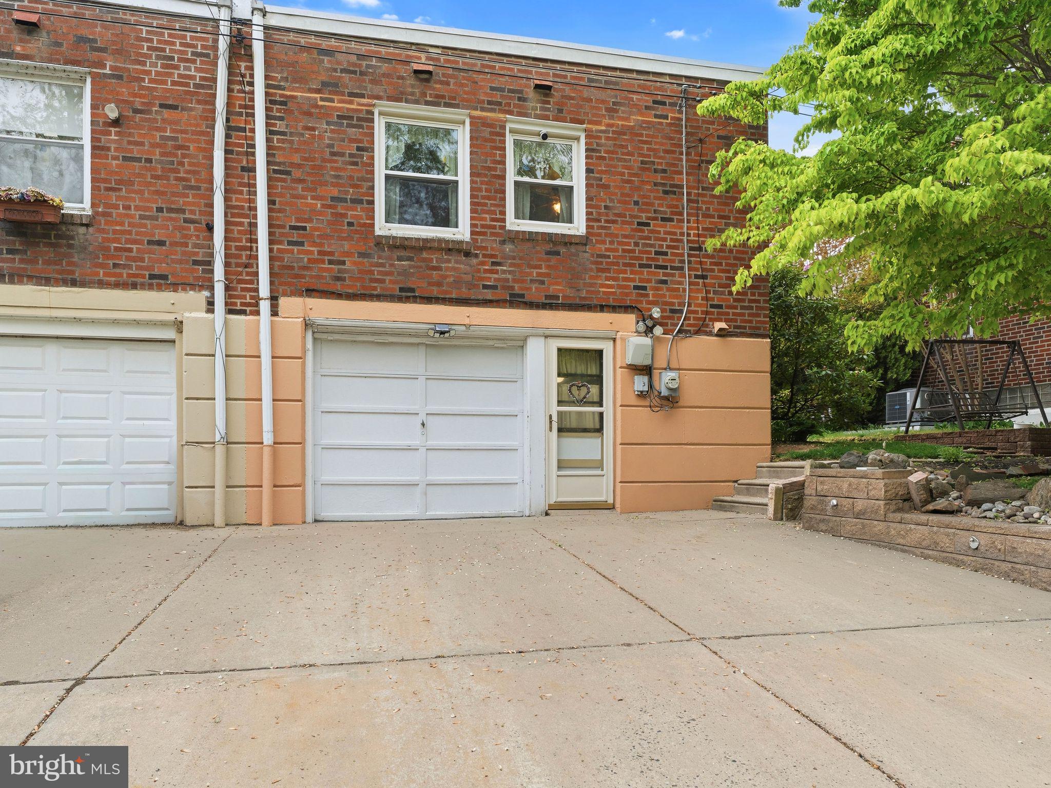 RHAWNHURST - Residential