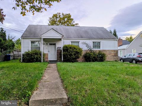 7004 KENFIG DRIVE FALLS CHURCH VA 22042