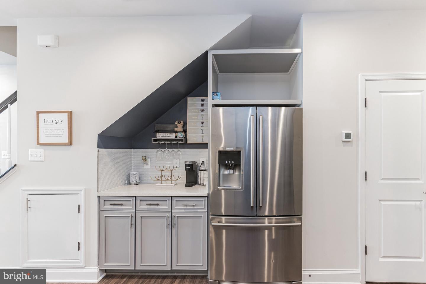 OXFORD SQUARE - Residential Lease