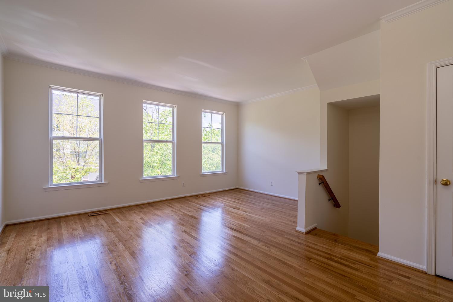 SIGNATURE AT BROADLANDS - Residential