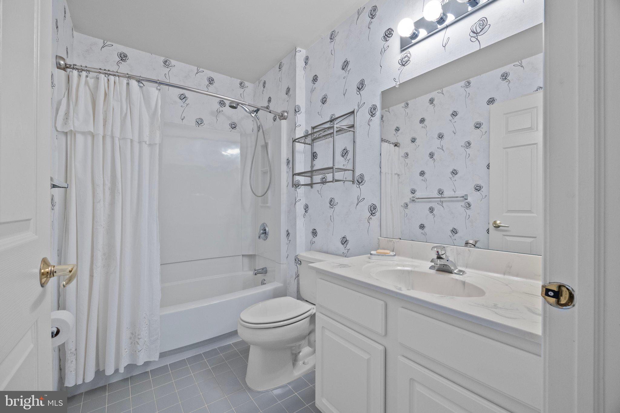 FLOWERS MILL - Residential