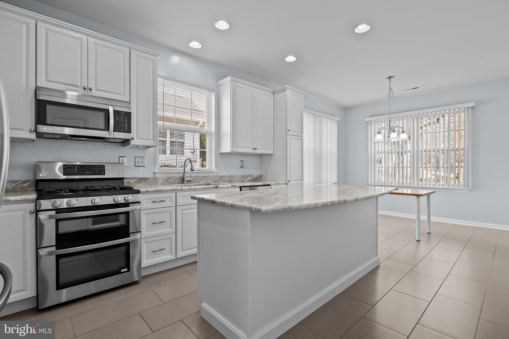 FLOWERS MILL - Residential