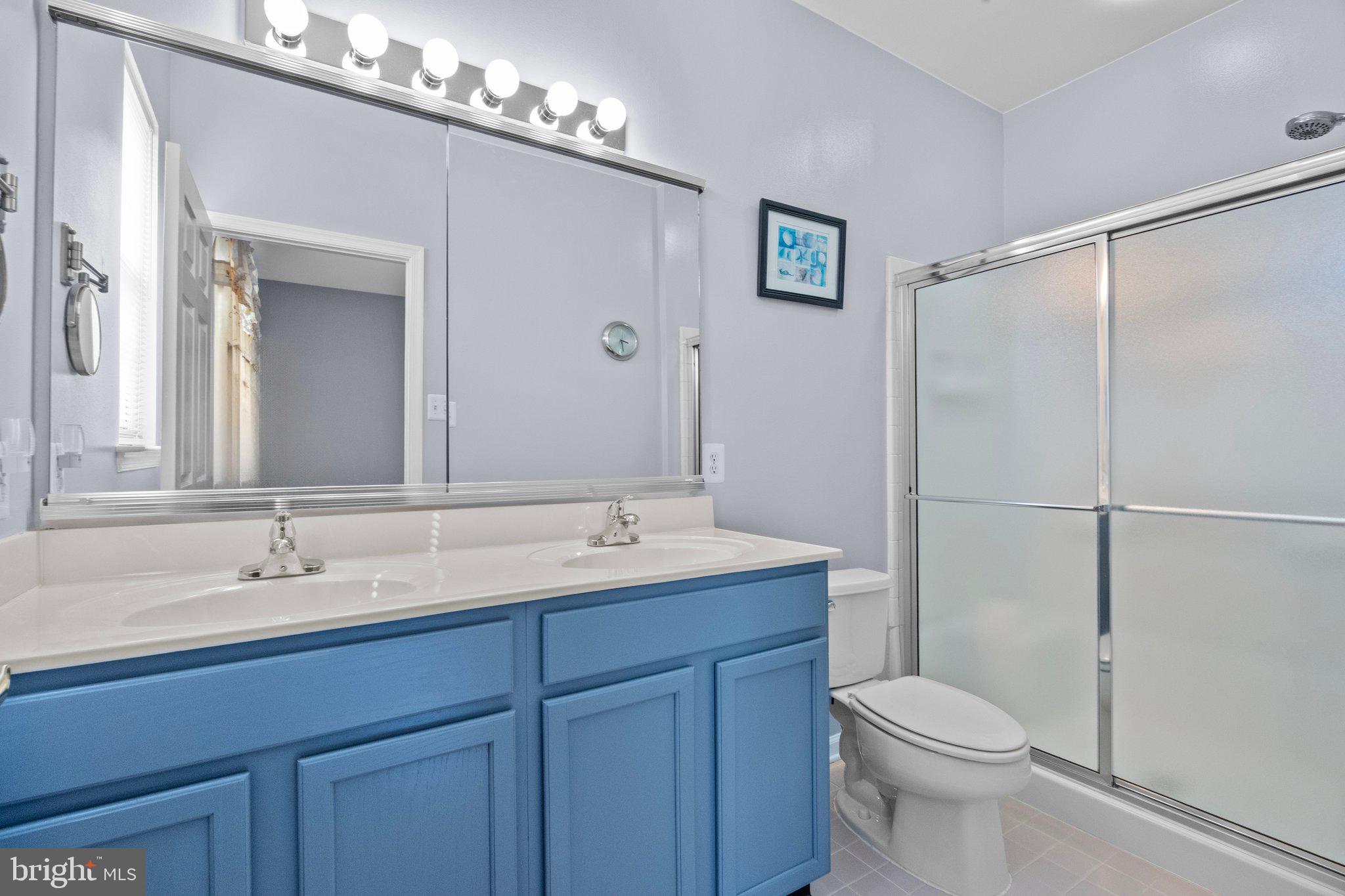 FLOWERS MILL - Residential