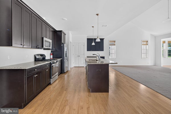 108 SAMJAN CIR, HIGHTSTOWN, NJ 08520 - Image 34e24a30d6aa7d361317dec544f4e2ff/143942356