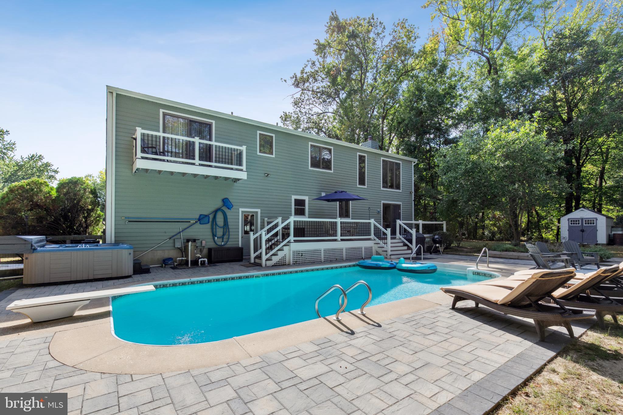 108 CARRIAGE LANE