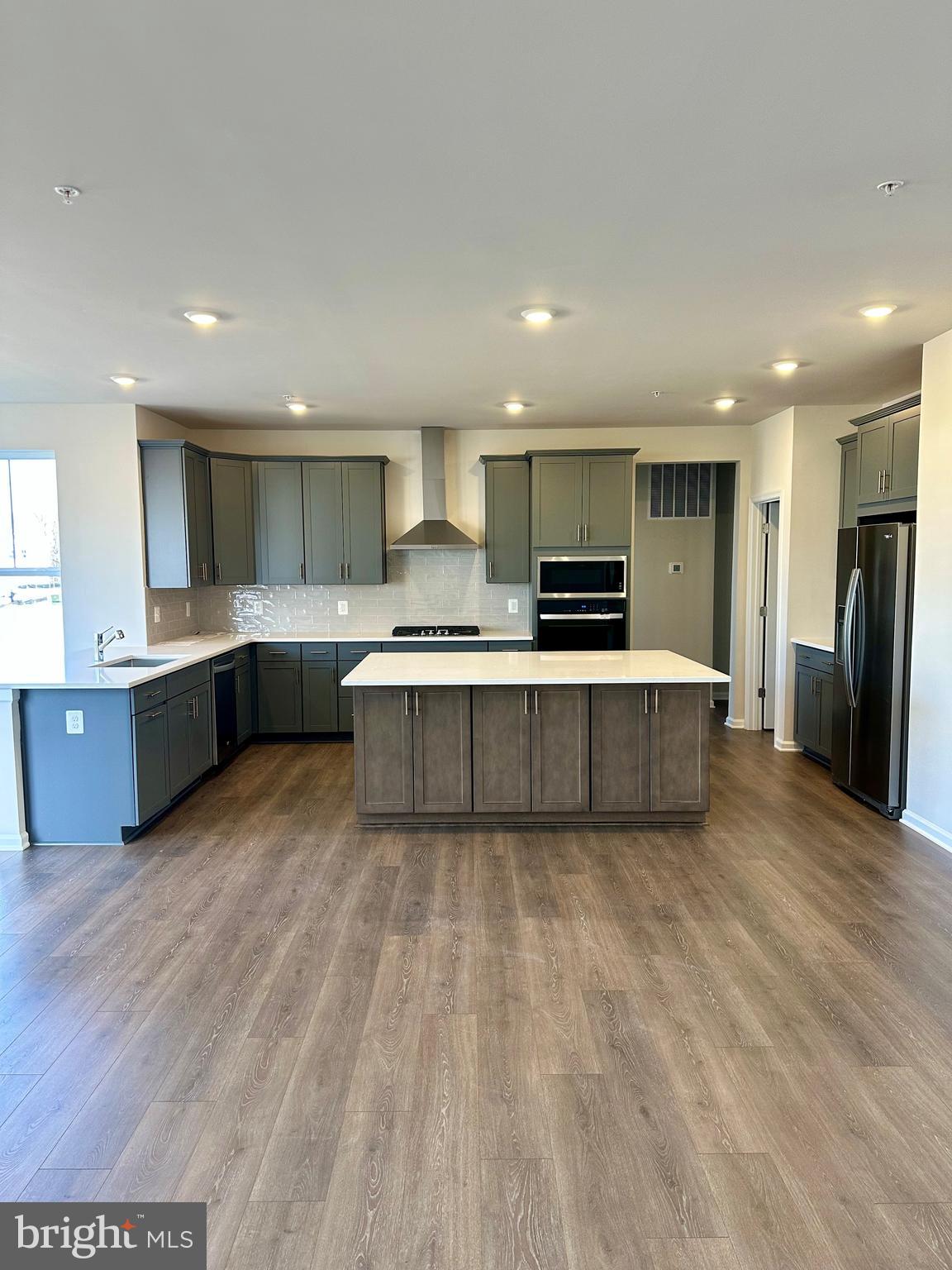 SCOTLAND HEIGHTS - Residential