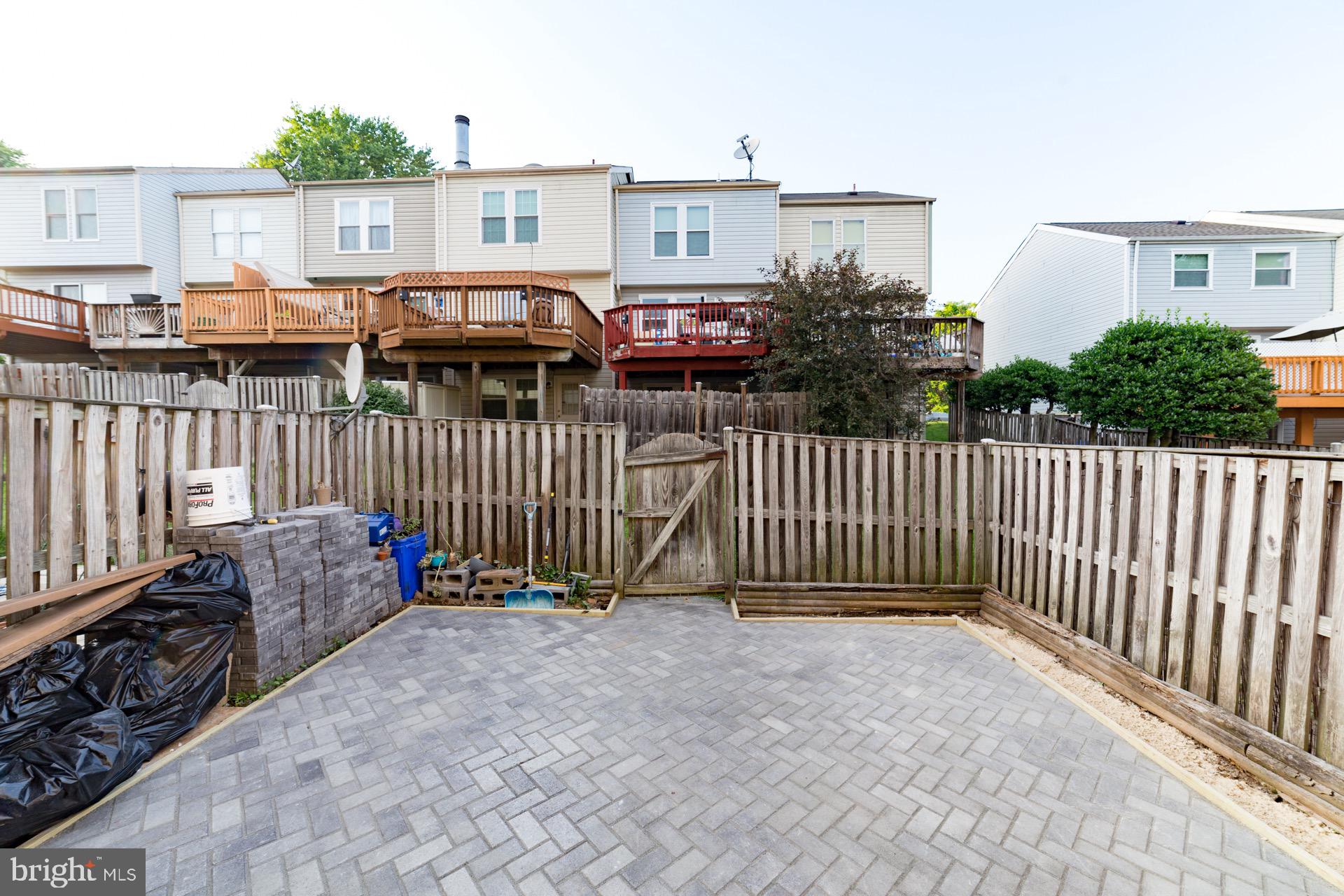 GUNNERS LAKE VILLAGE - Residential Lease