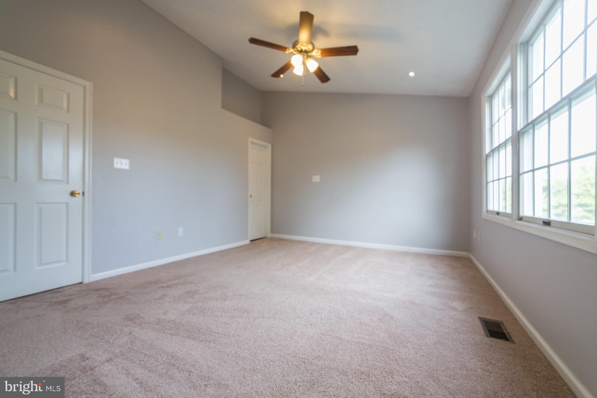 GUNNERS LAKE VILLAGE - Residential Lease