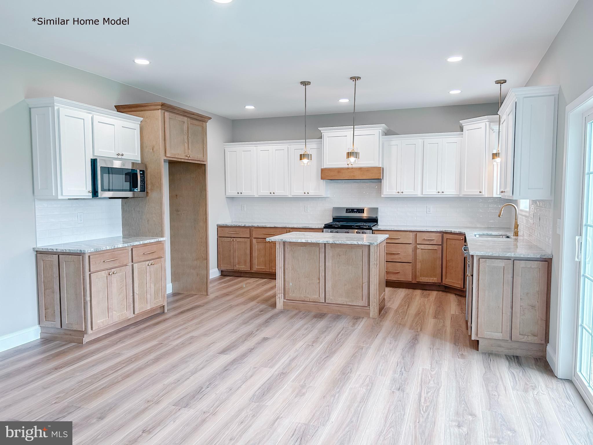 MAJESTIC RIDGE - Residential