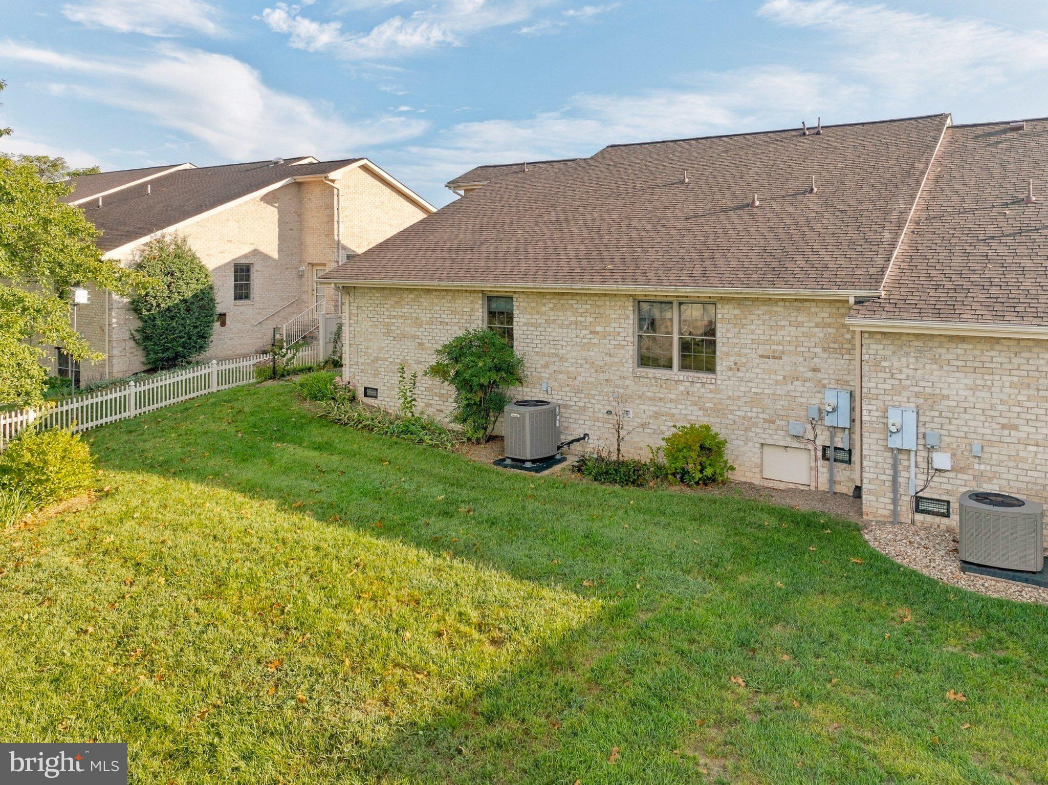 607 KESTREL COURT