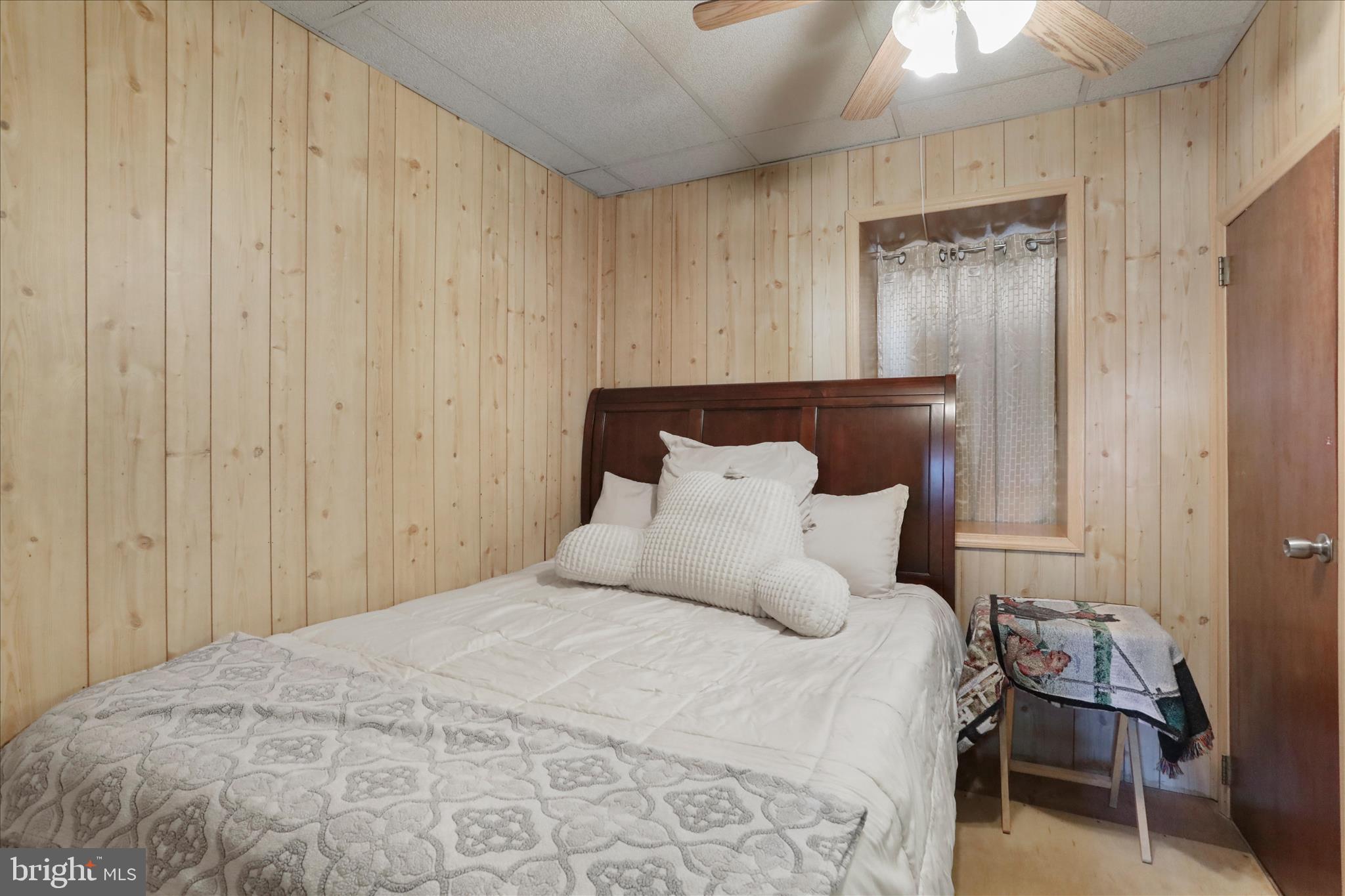 LEITERSBURG - Residential