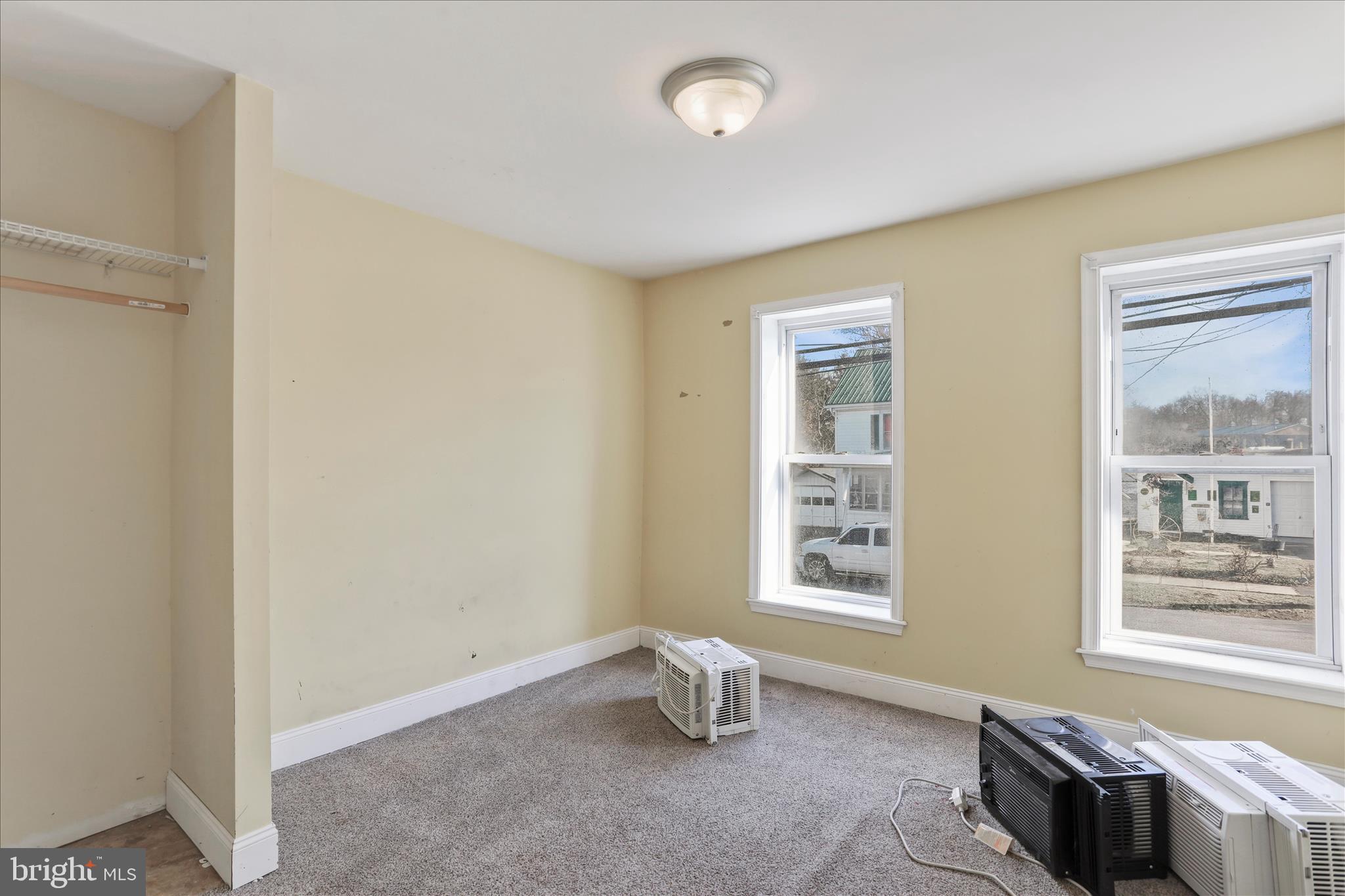 LEITERSBURG - Residential