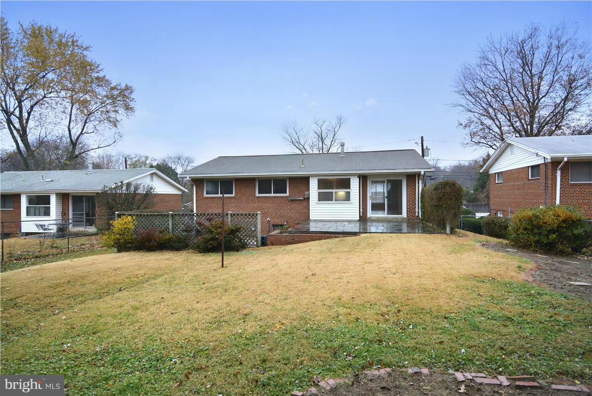 NEWPORT HILLS - Residential