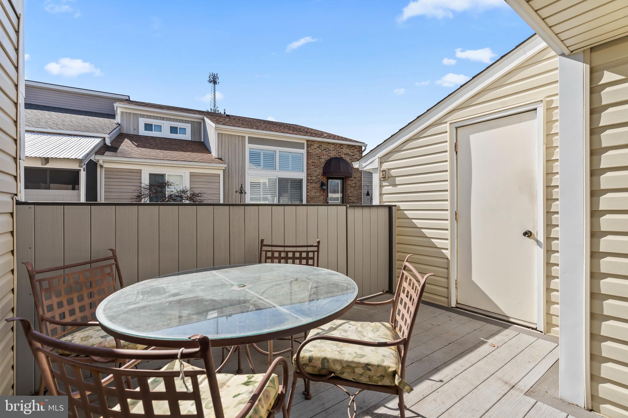 WOODLANDS NORTH - Residential