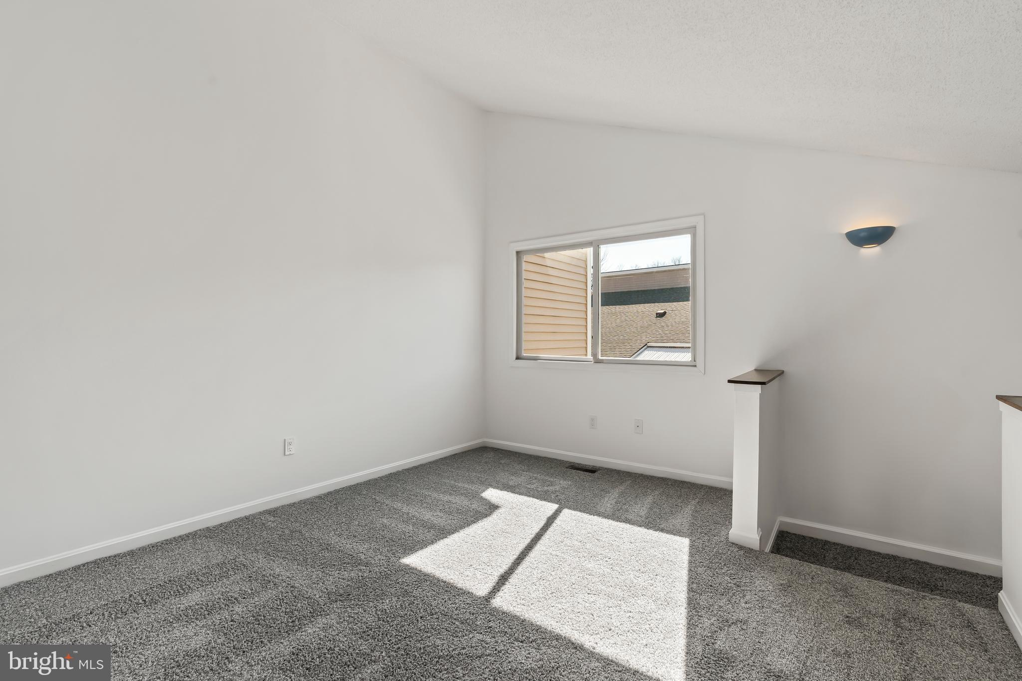 WOODLANDS NORTH - Residential