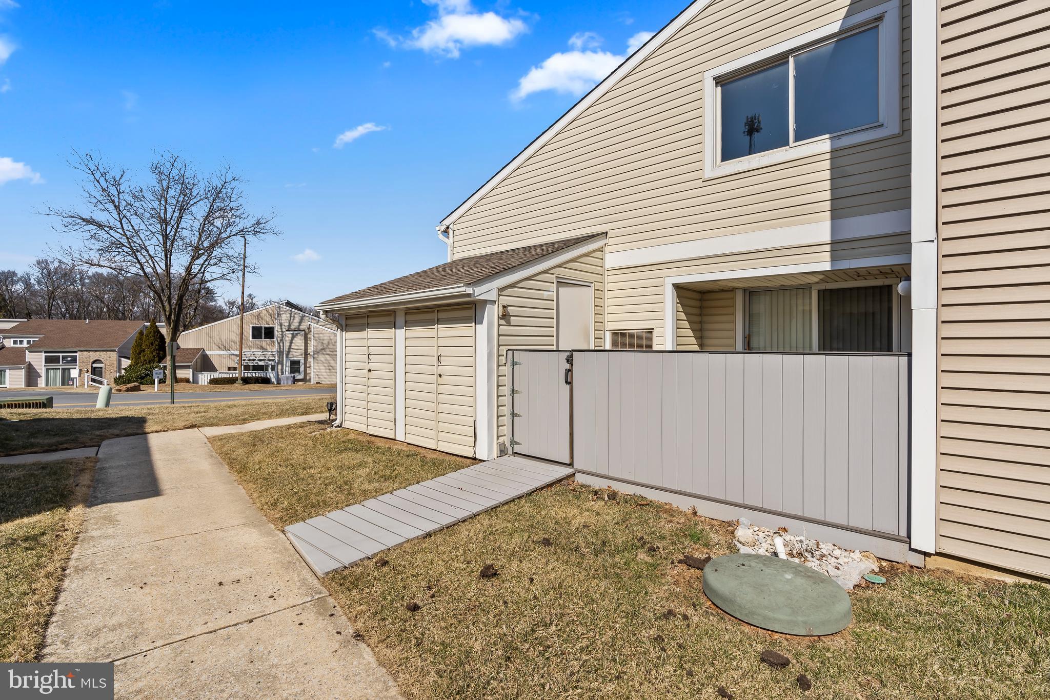 WOODLANDS NORTH - Residential