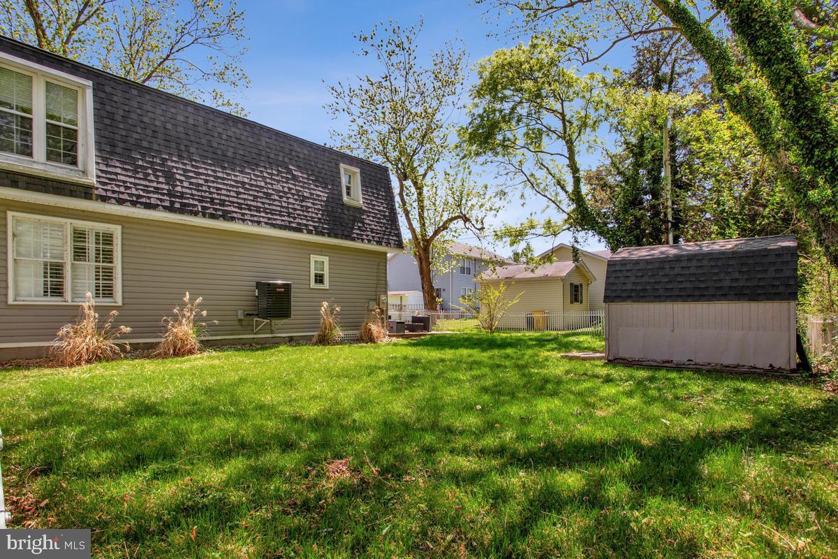 SNUG HARBOR - Residential