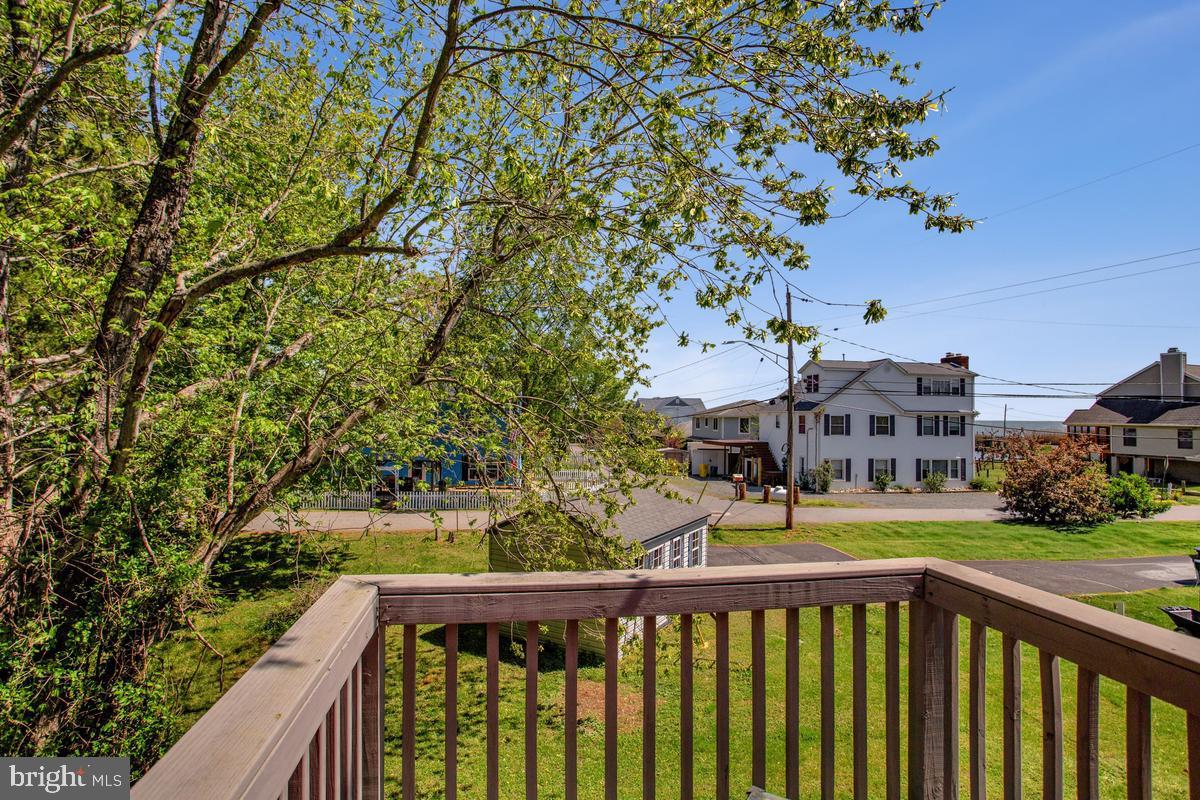 SNUG HARBOR - Residential