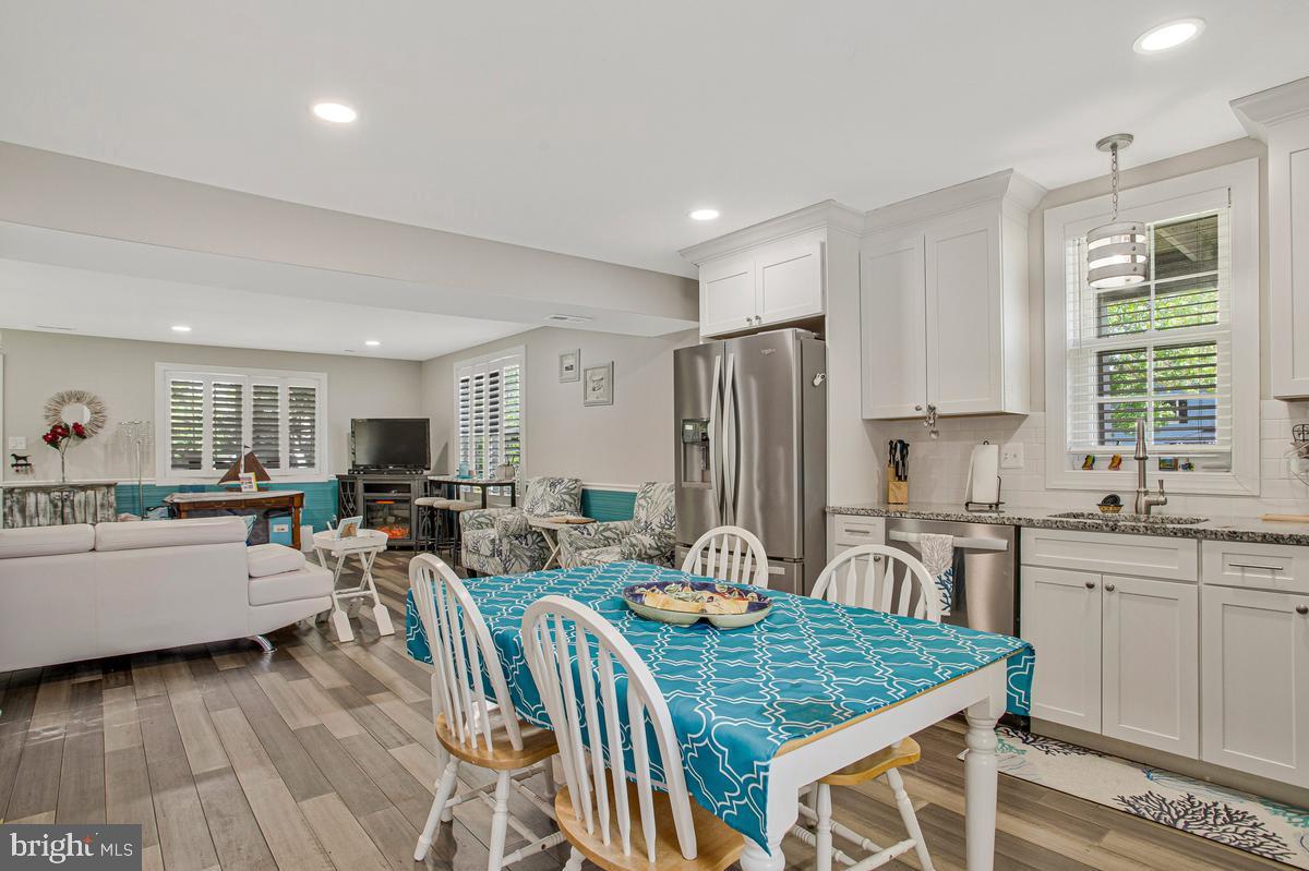 SNUG HARBOR - Residential